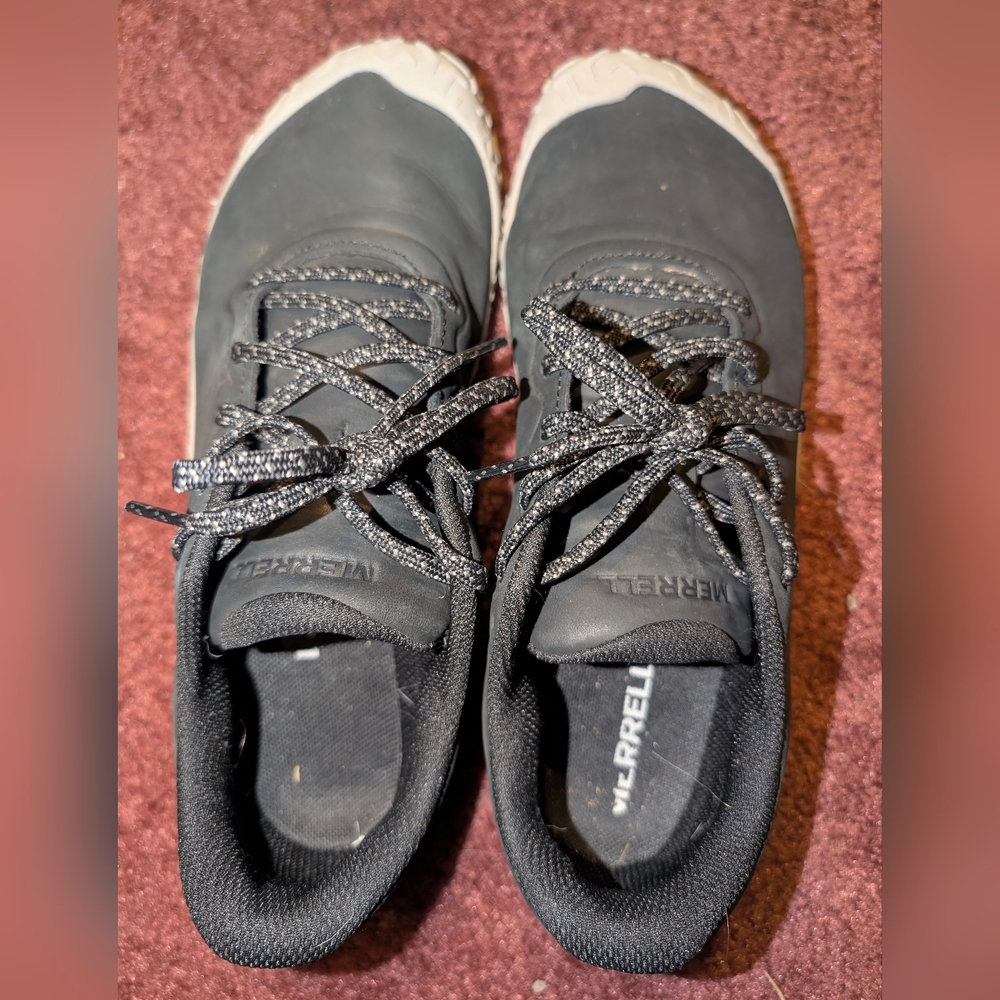 Merrell Women's Vapor Glove 6 Leather barefoot shoes in black